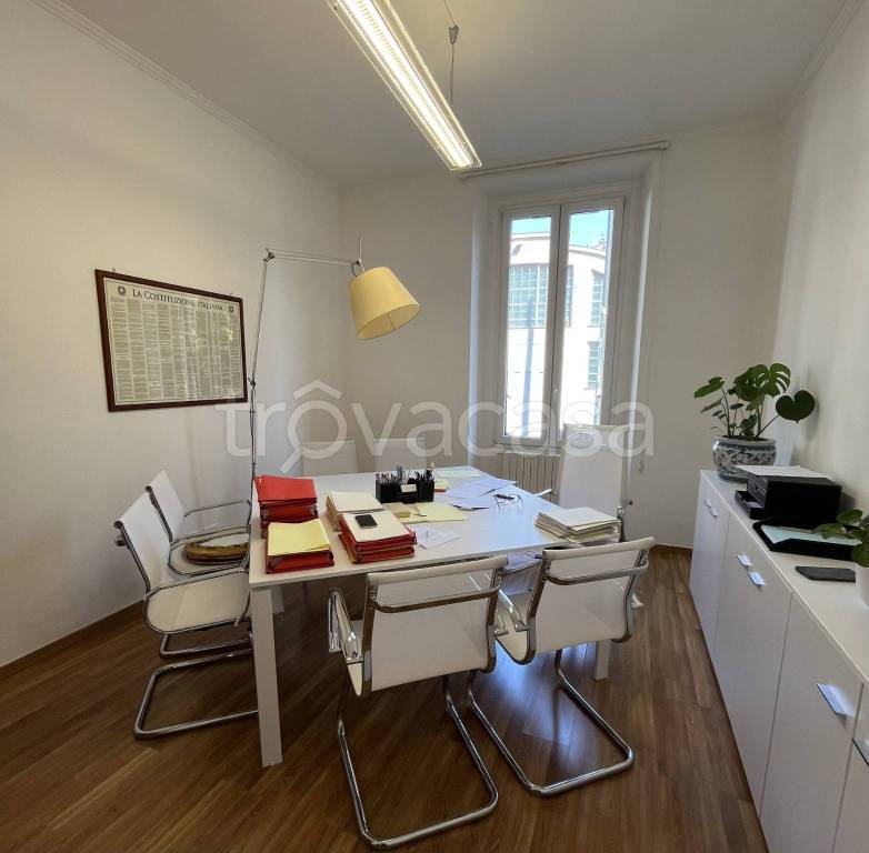 ufficio in affitto a Milano