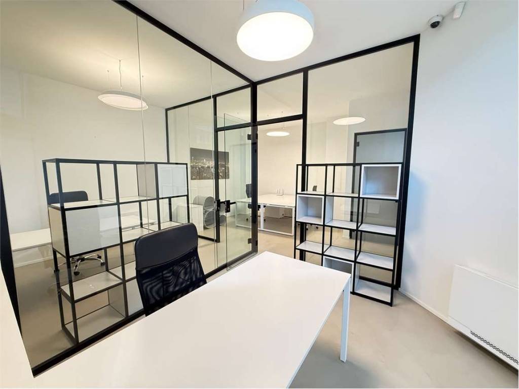 ufficio in affitto a Milano in zona Centro Direzionale