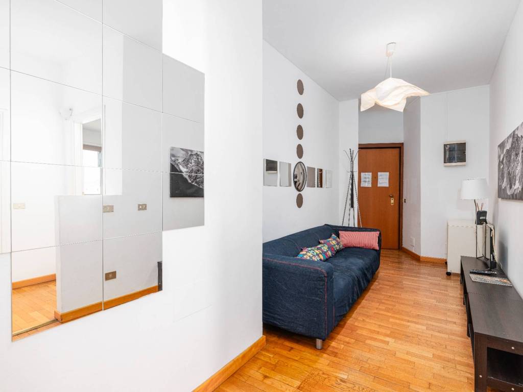 appartamento in affitto a Milano in zona Vigentino