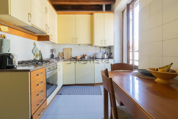 appartamento in affitto a Milano in zona Guastalla