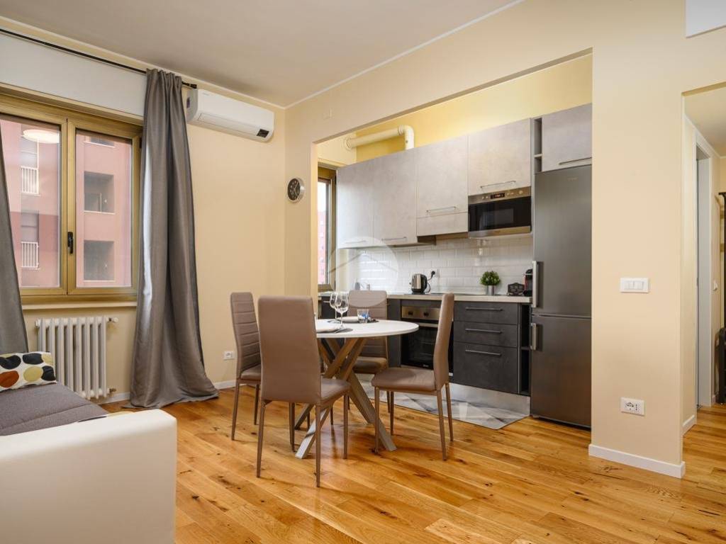 appartamento in affitto a Milano in zona Baggio