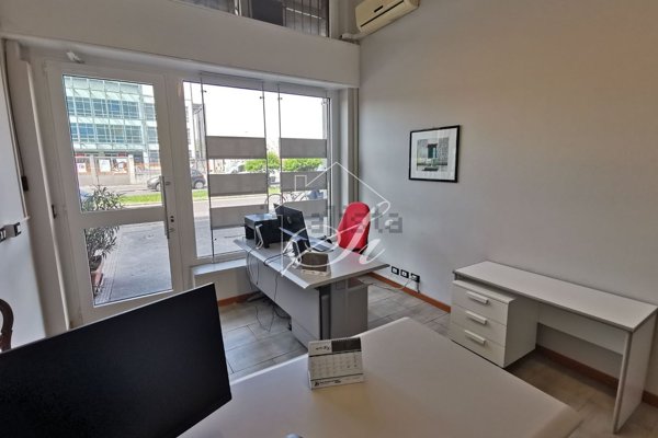 ufficio in affitto a Milano