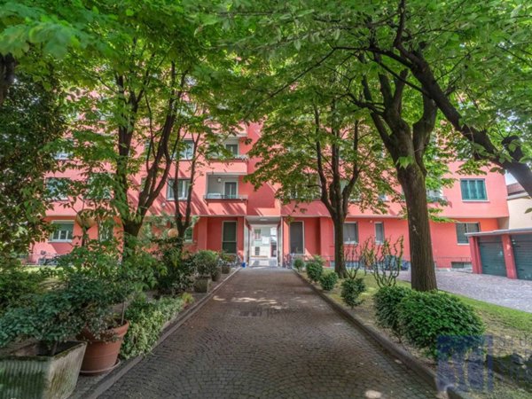 appartamento in affitto a Milano in zona Porta Ticinese