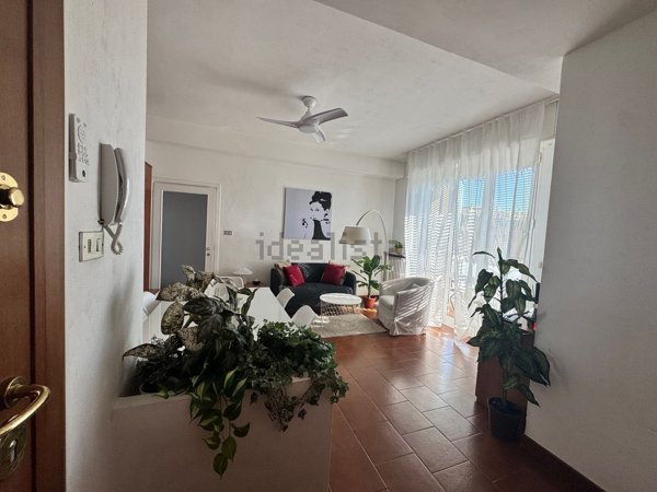 appartamento in affitto a Milano in zona Lorenteggio