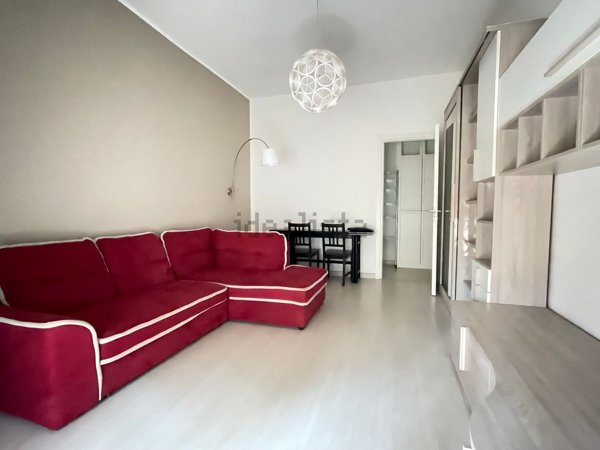 appartamento in affitto a Milano in zona Lorenteggio