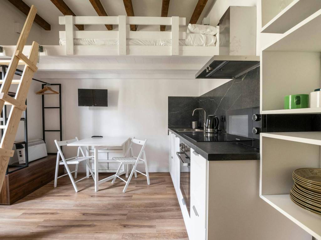 appartamento in affitto a Milano in zona Bocconi