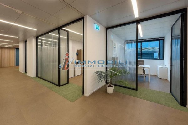 ufficio in affitto a Milano in zona Centro Direzionale