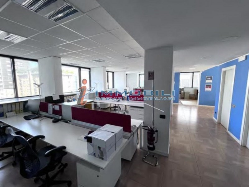 ufficio in affitto a Milano in zona Centro Direzionale