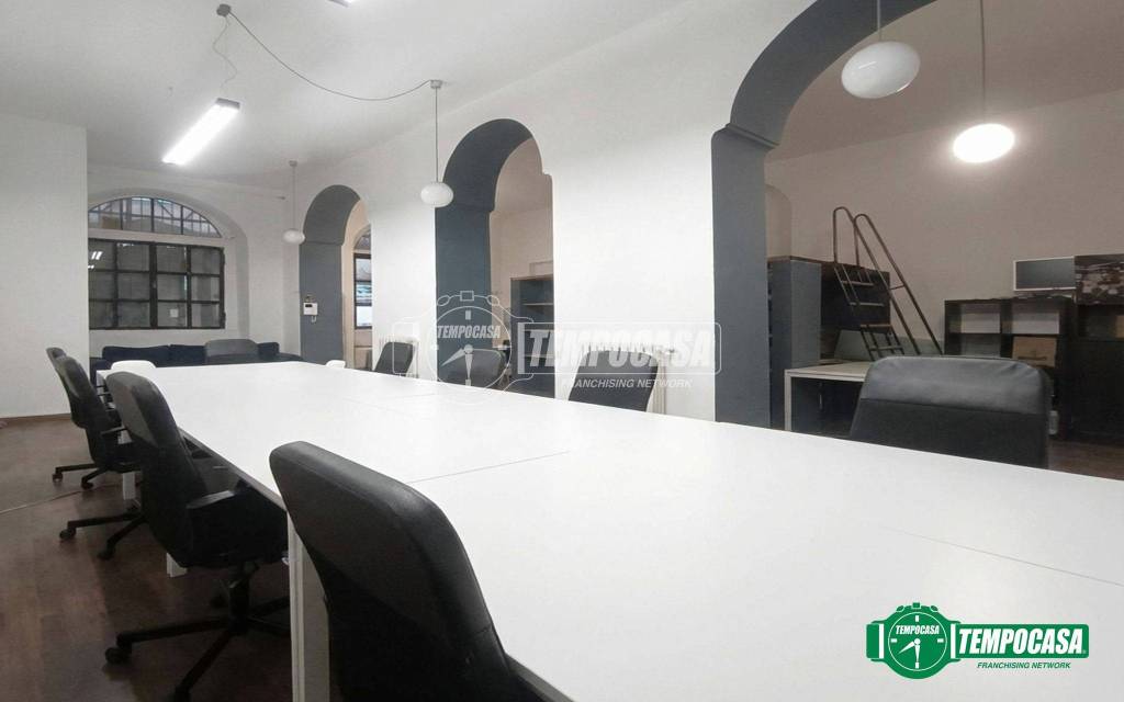 negozio in affitto a Milano