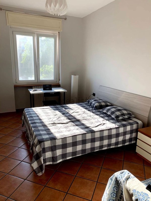appartamento in affitto a Milano in zona Famagosta