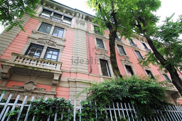 appartamento in affitto a Milano in zona Porta Nuova