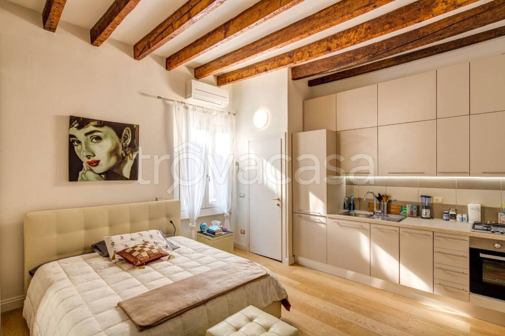 appartamento in affitto a Milano in zona Porta Venezia