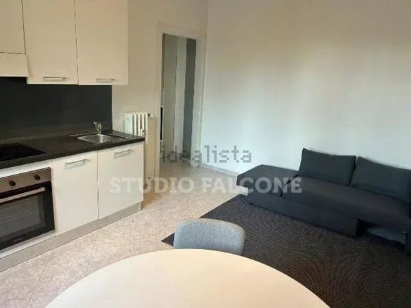 appartamento in affitto a Milano in zona Lorenteggio