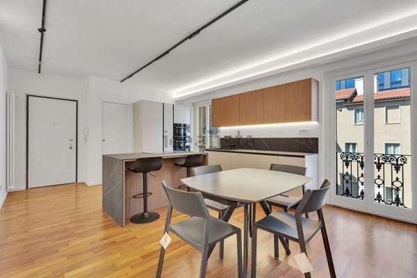 appartamento in affitto a Milano in zona Porta Nuova