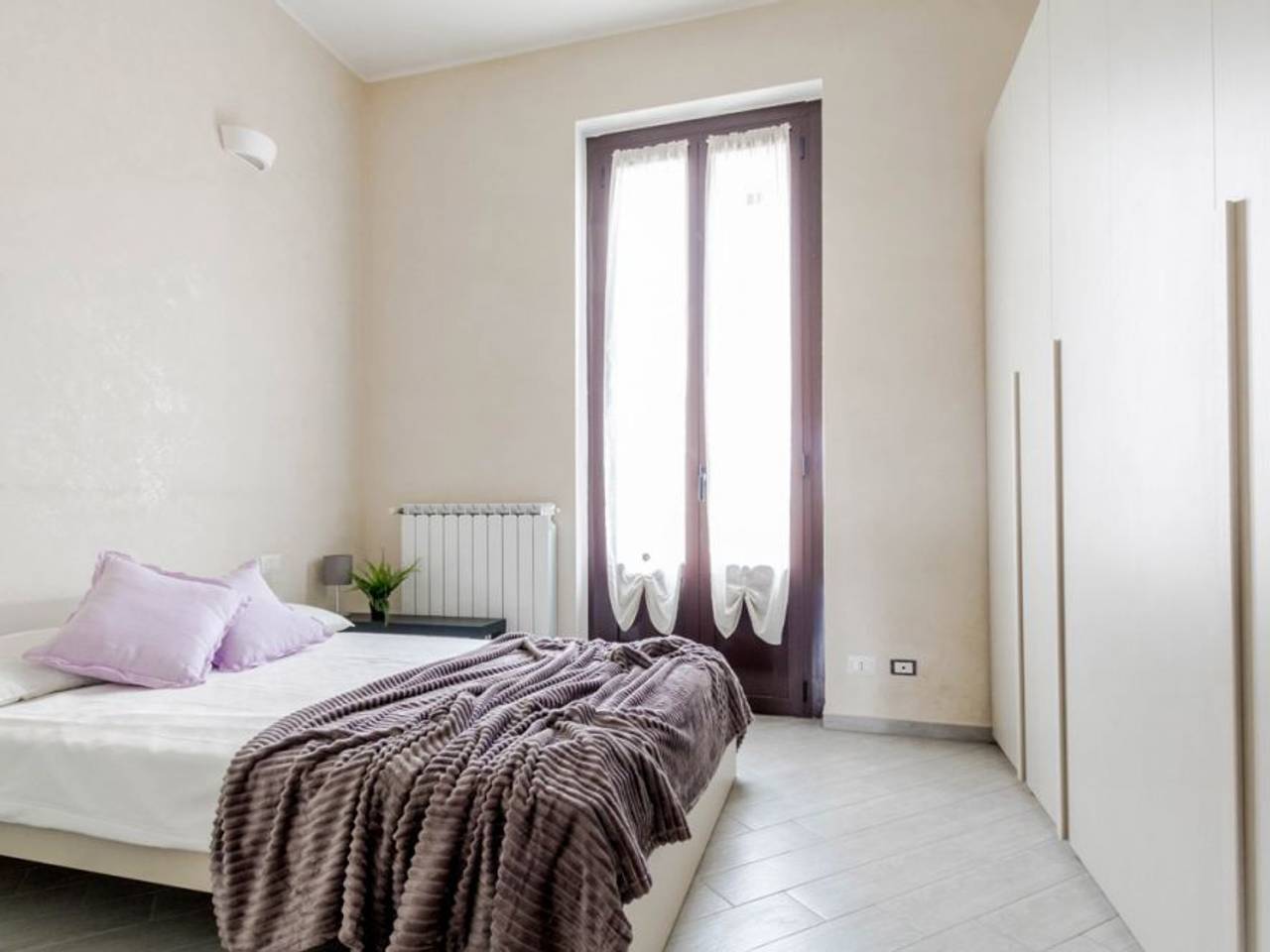 negozio in affitto a Milano in zona Morivione