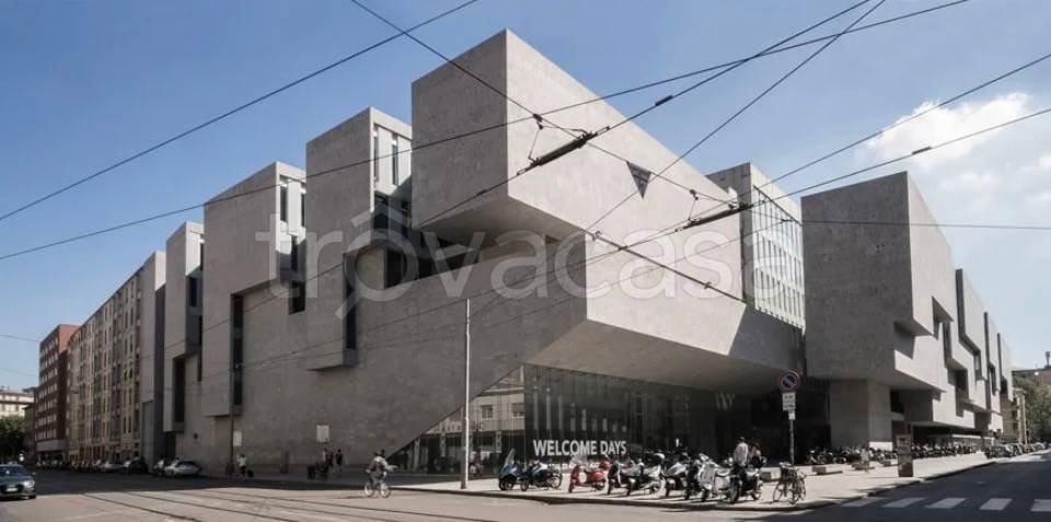 negozio in affitto a Milano in zona Bocconi