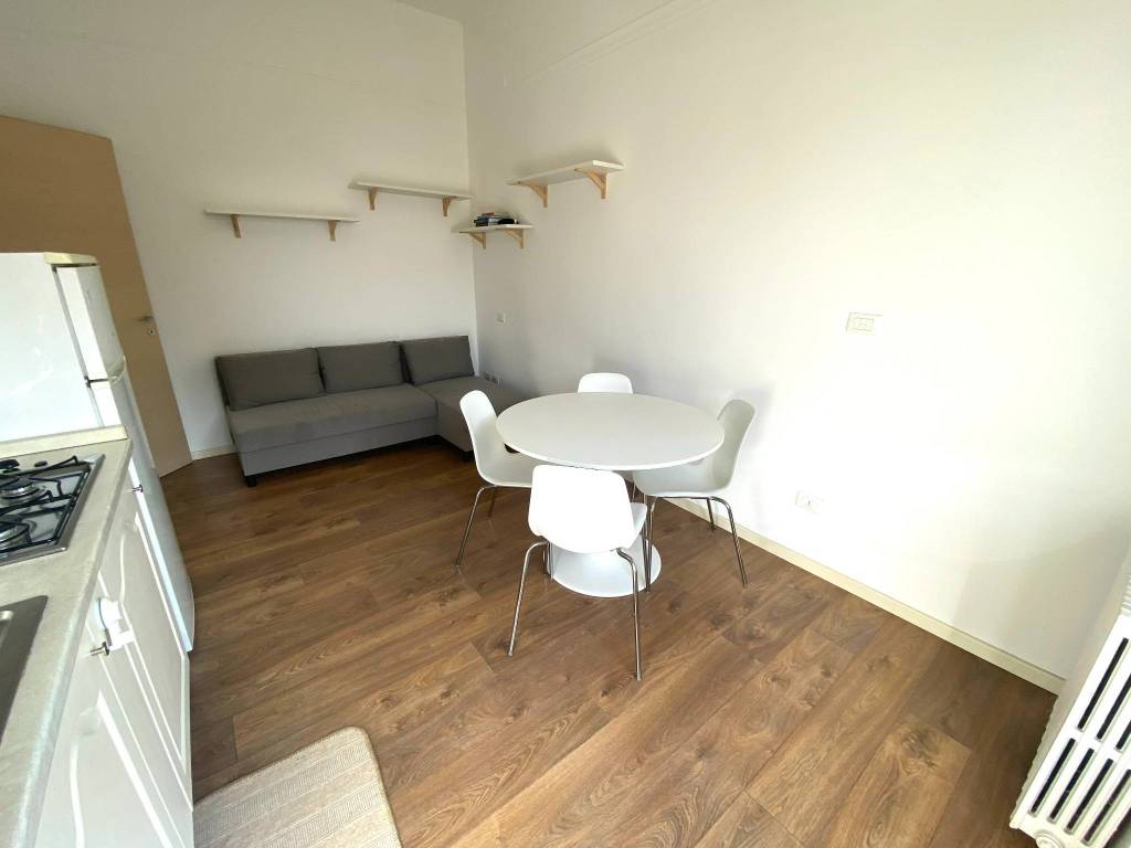 appartamento in affitto a Milano in zona Famagosta