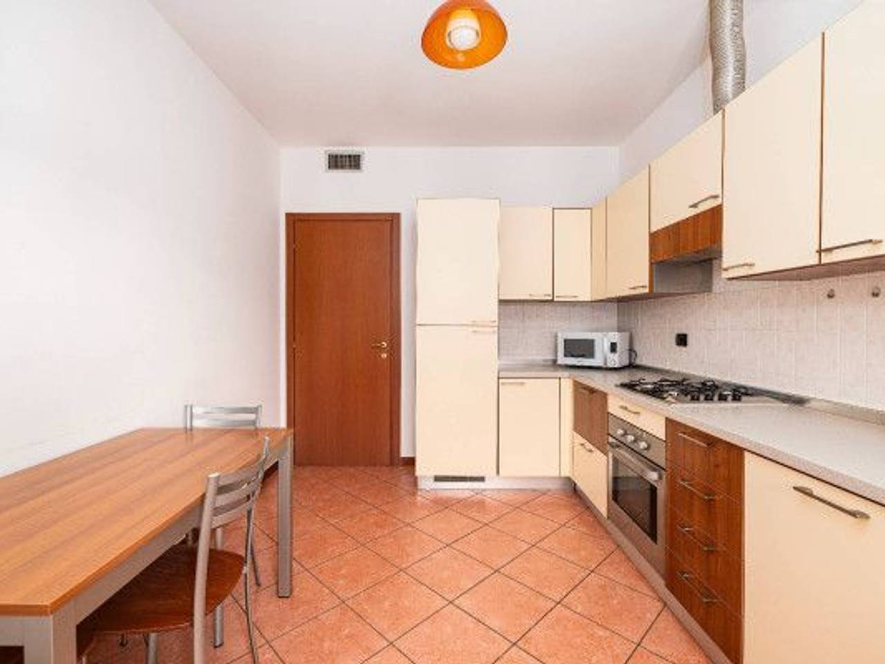 appartamento in affitto a Milano in zona XXII Marzo