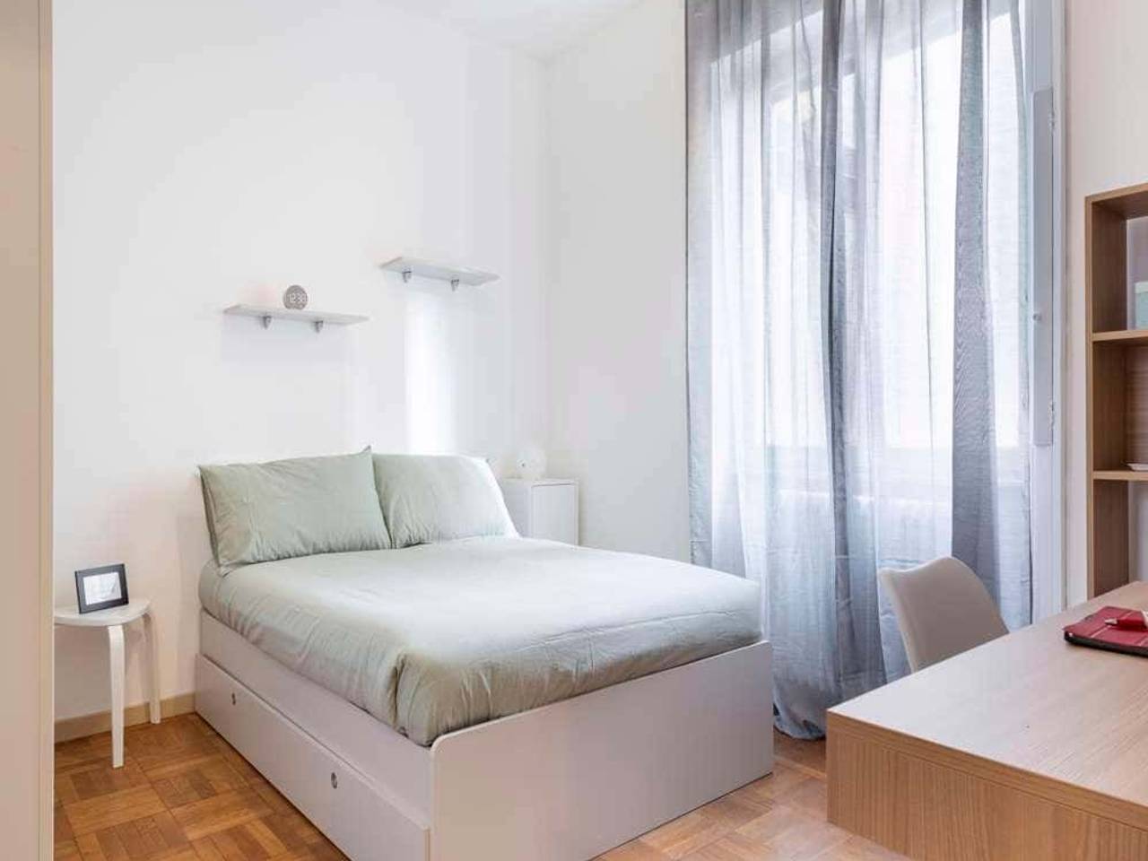 negozio in affitto a Milano