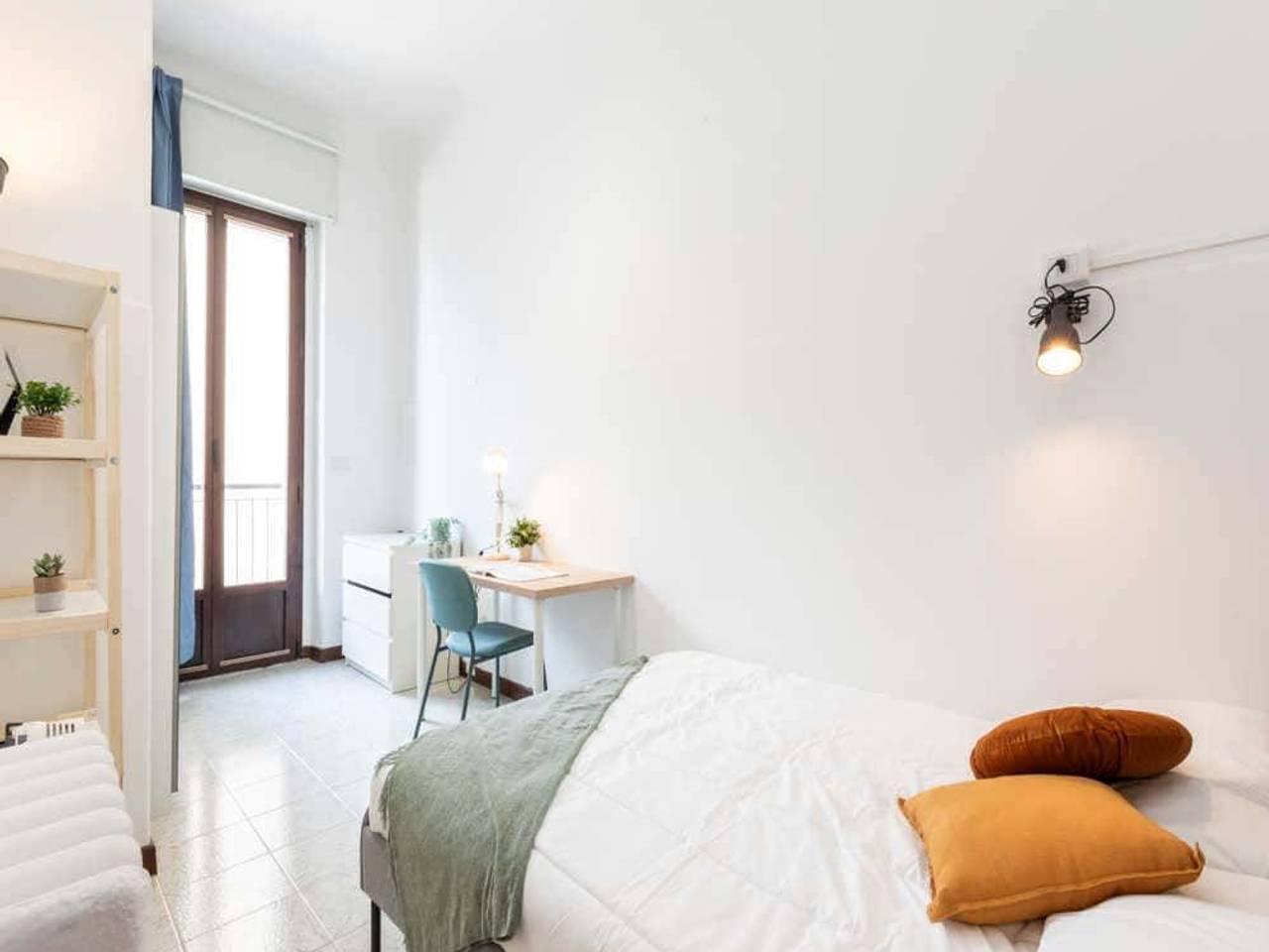 negozio in affitto a Milano in zona Città Studi
