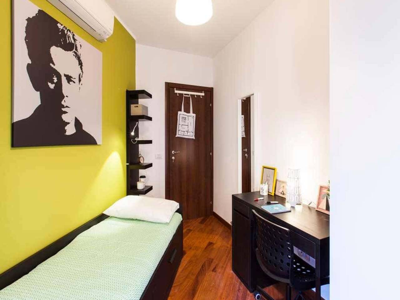 negozio in affitto a Milano in zona Piazzale Lodi