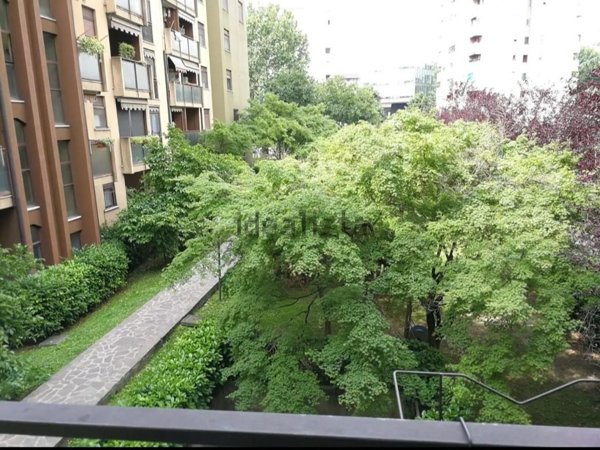 appartamento in affitto a Milano in zona Famagosta