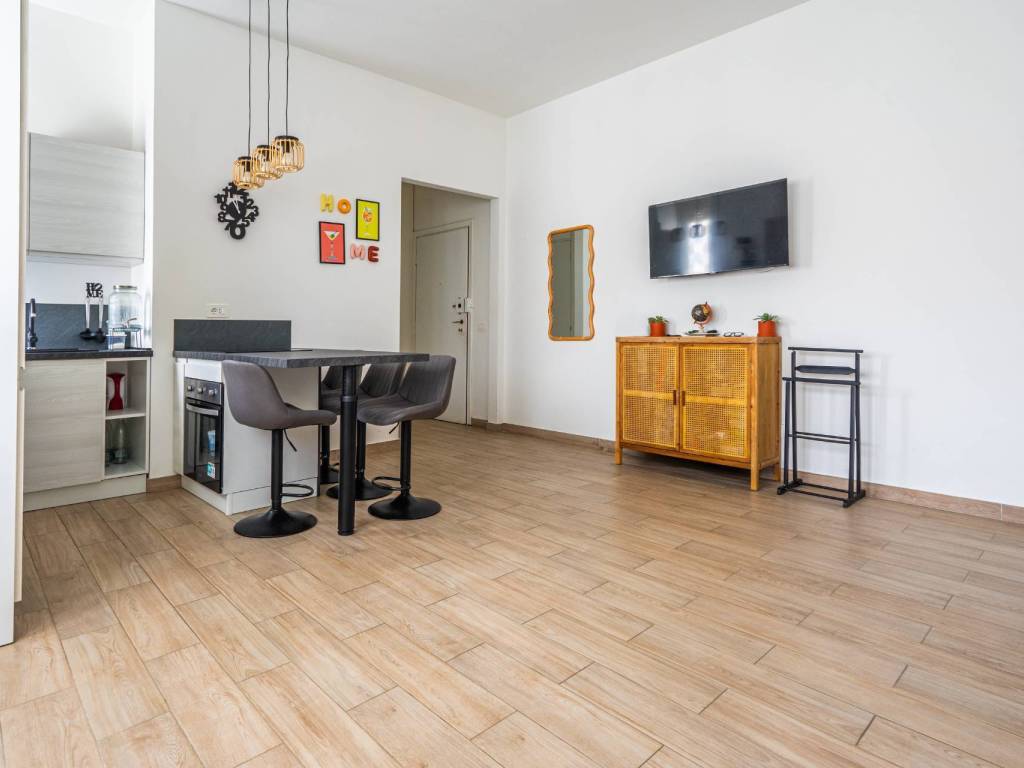 appartamento in affitto a Milano in zona Famagosta