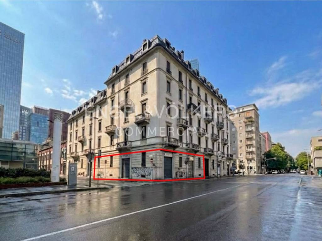 negozio in affitto a Milano