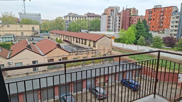 appartamento in affitto a Milano in zona Piazzale Lodi