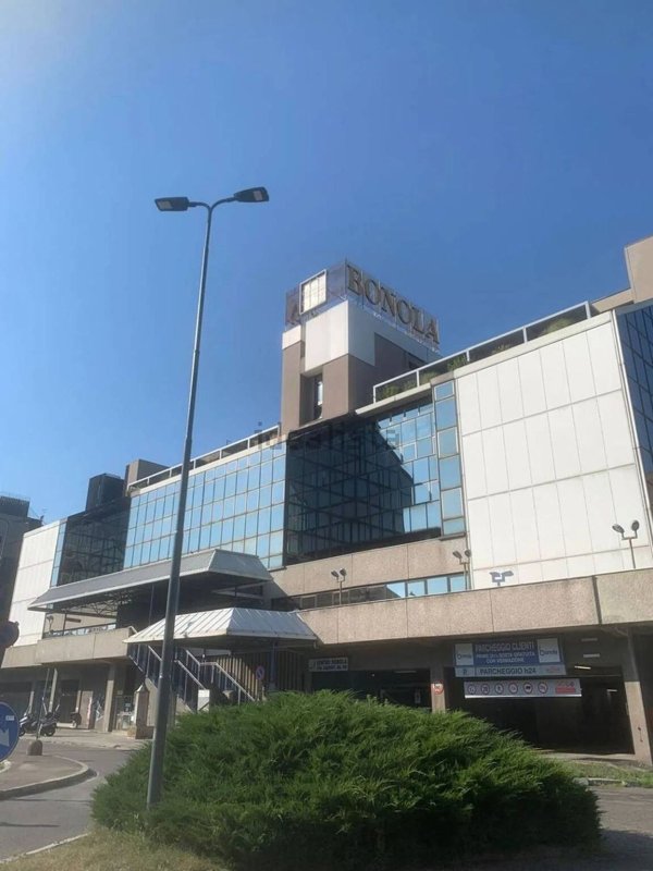 ufficio in affitto a Milano in zona Gallaratese