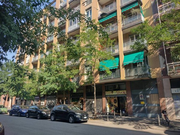 negozio in affitto a Milano in zona Casoretto