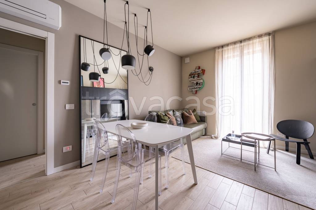appartamento in affitto a Milano in zona Porta Nuova