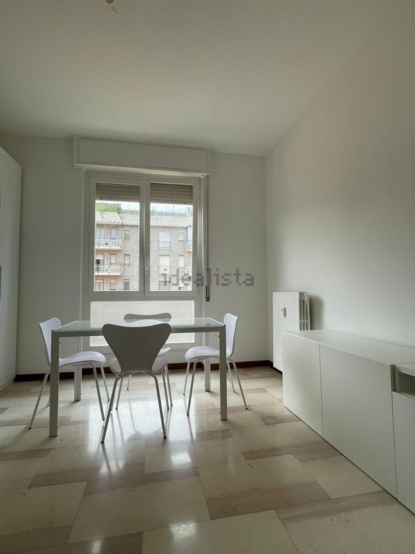 appartamento in affitto a Milano in zona Famagosta
