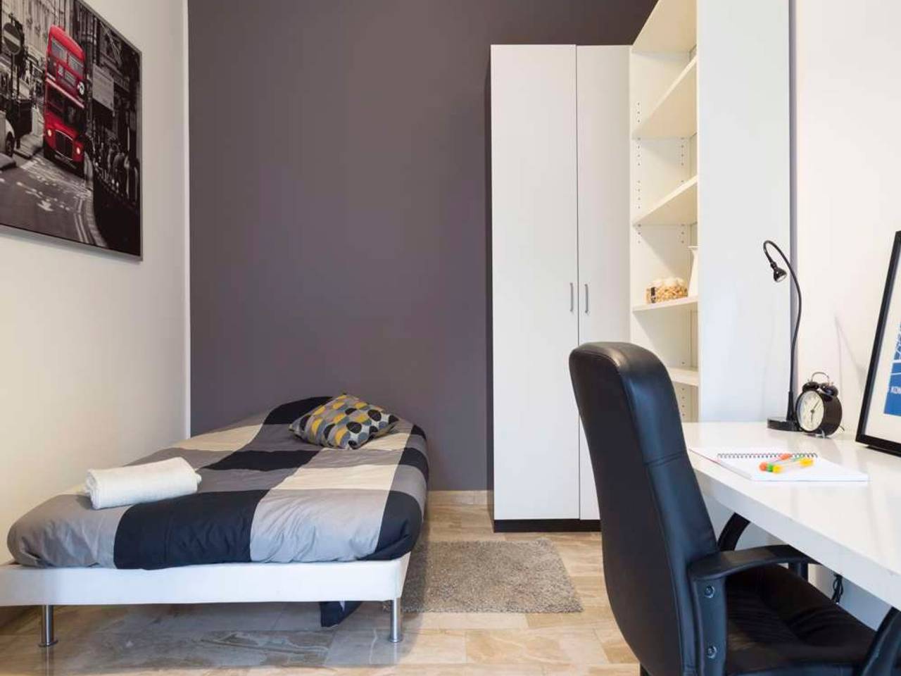 negozio in affitto a Milano in zona Lambrate