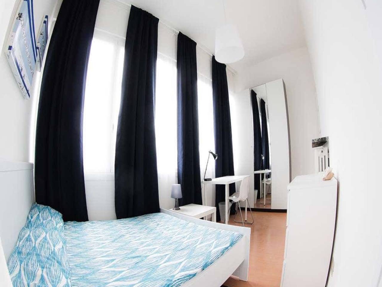 negozio in affitto a Milano in zona Isola