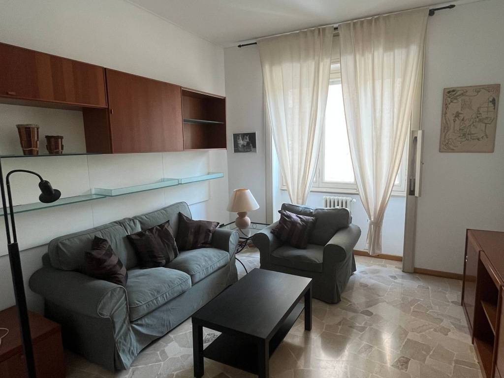 appartamento in affitto a Milano in zona Isola