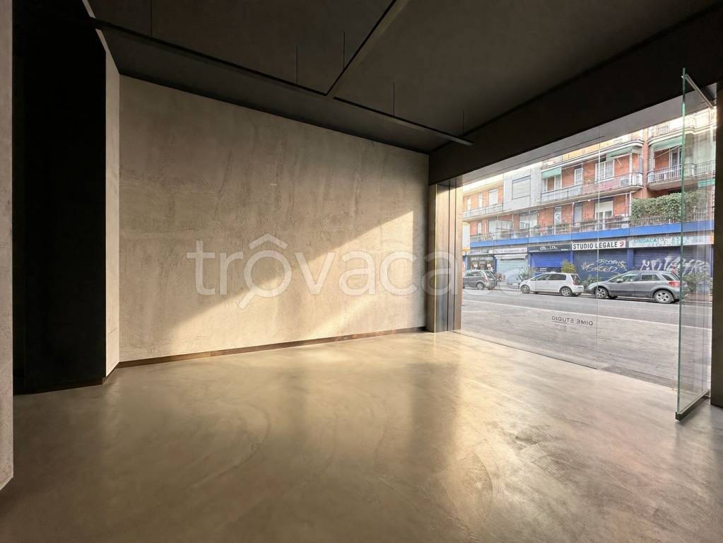 negozio in affitto a Milano in zona Crescenzago