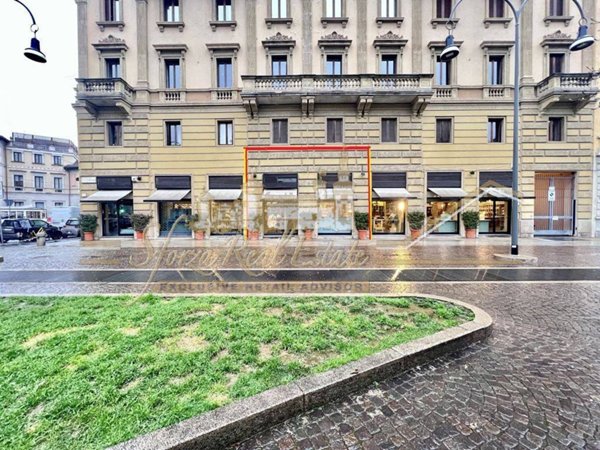 negozio in affitto a Milano