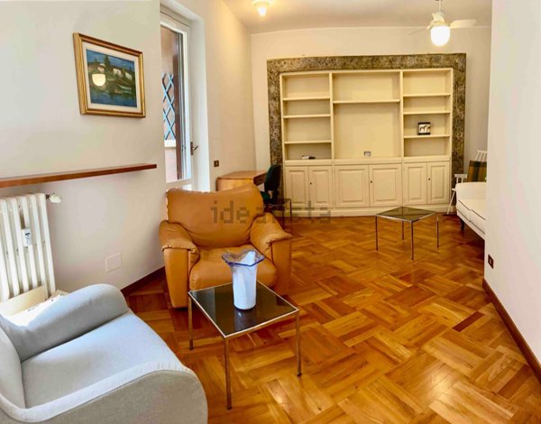 appartamento in affitto a Milano in zona Porta Nuova