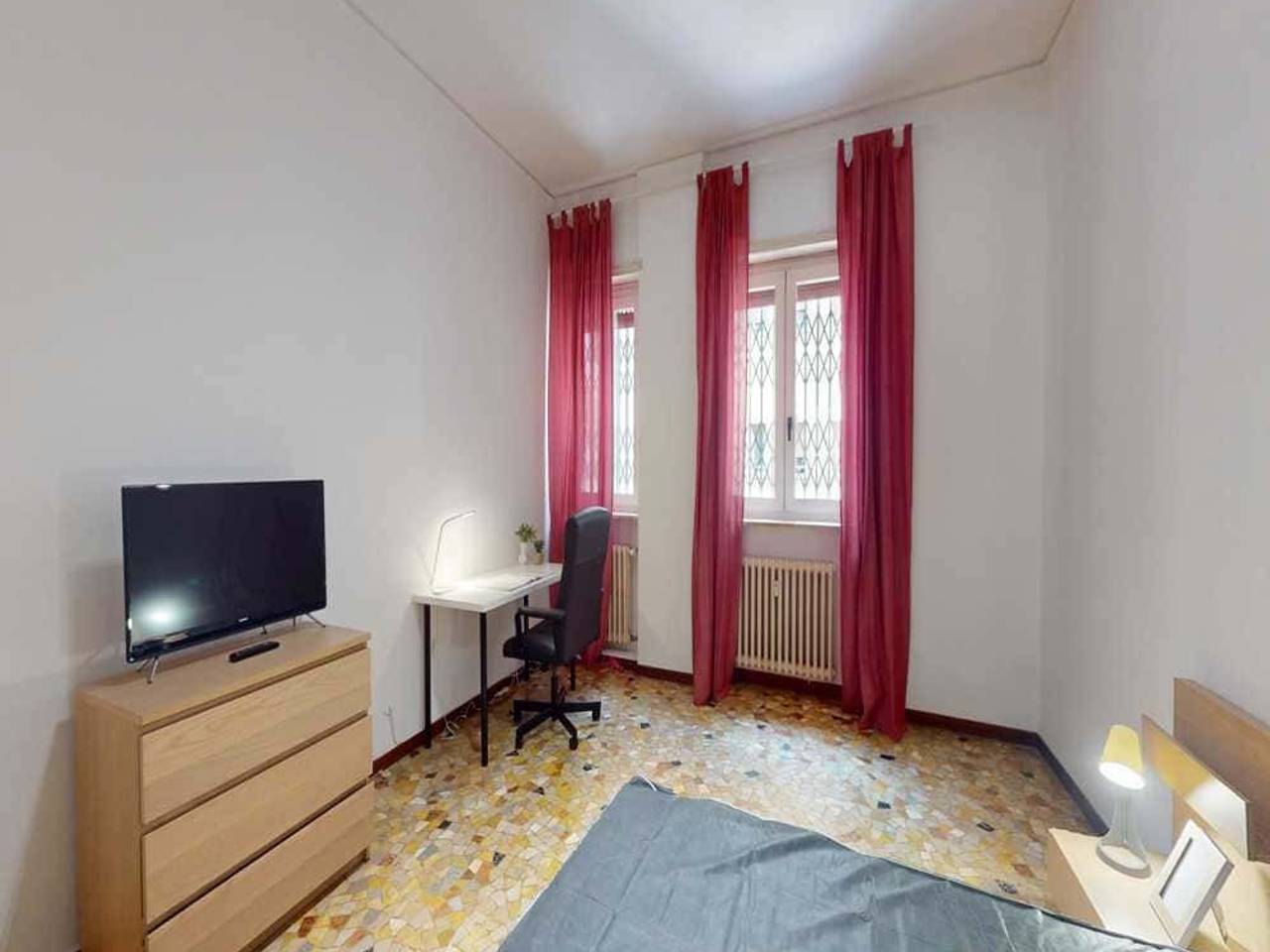 negozio in affitto a Milano in zona Sant'Ambrogio