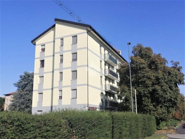 appartamento in affitto a Milano in zona Trenno