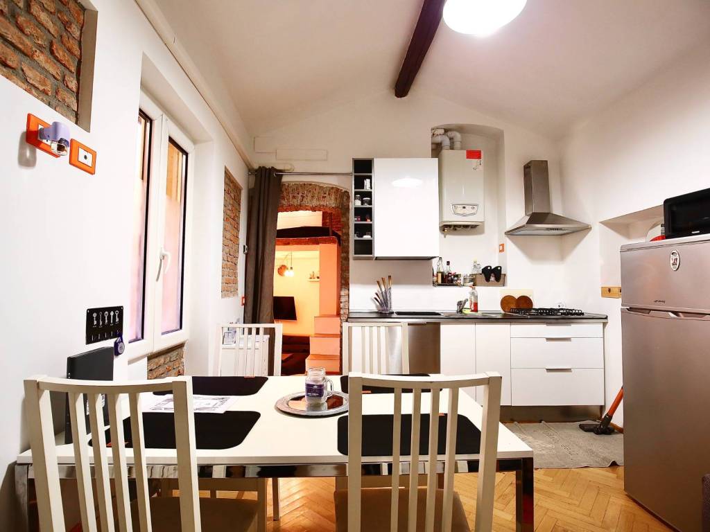 appartamento in affitto a Milano in zona Sant'Ambrogio