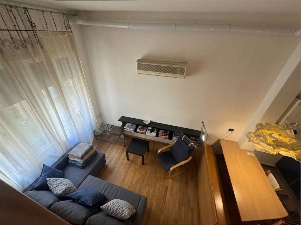 appartamento in affitto a Milano in zona Centro Direzionale