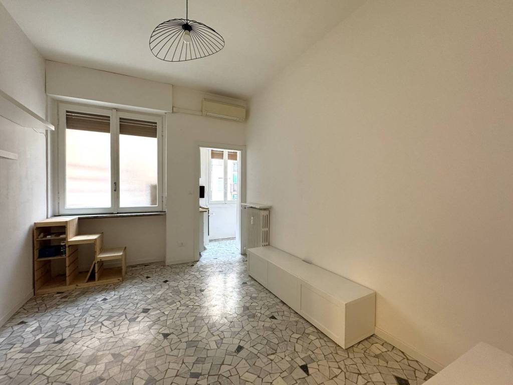 appartamento in affitto a Milano in zona Famagosta