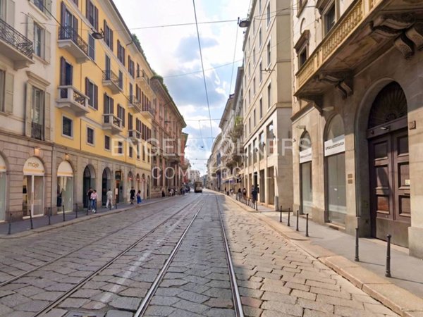 negozio in affitto a Milano