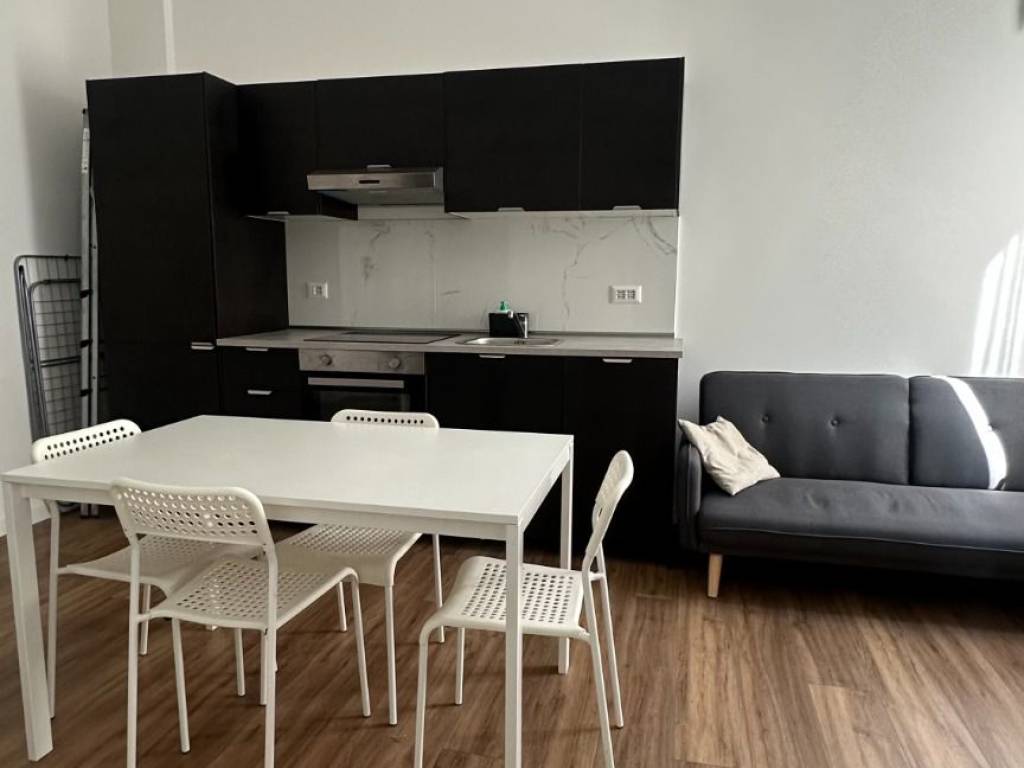 appartamento in affitto a Milano in zona XXII Marzo