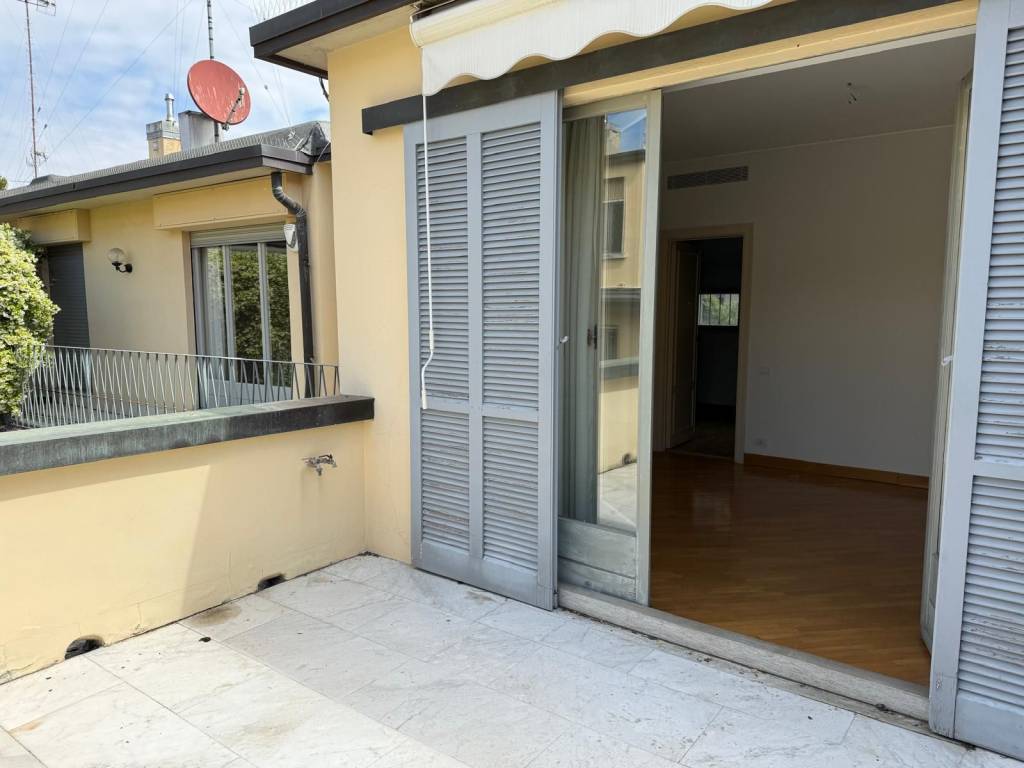 appartamento in affitto a Milano in zona Guastalla