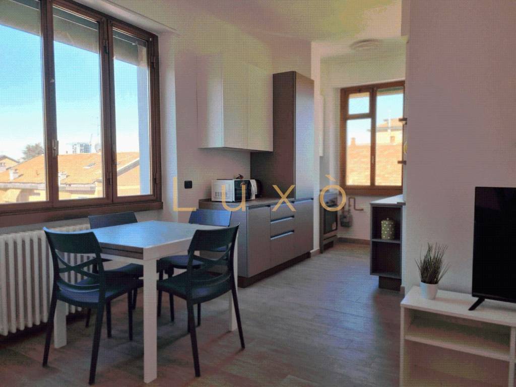 appartamento in affitto a Milano in zona Adriano