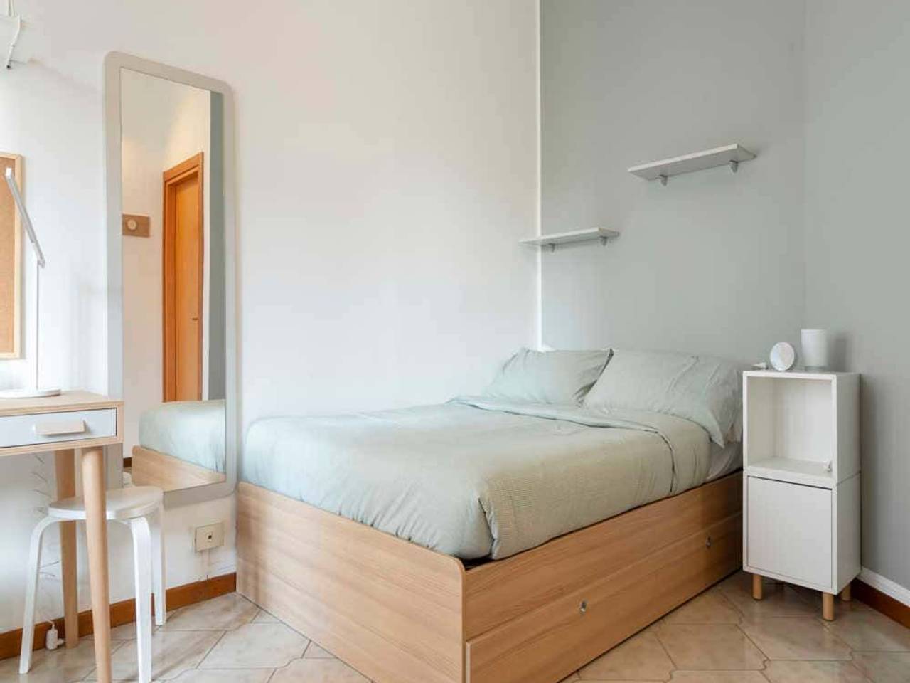 negozio in affitto a Milano in zona Affori