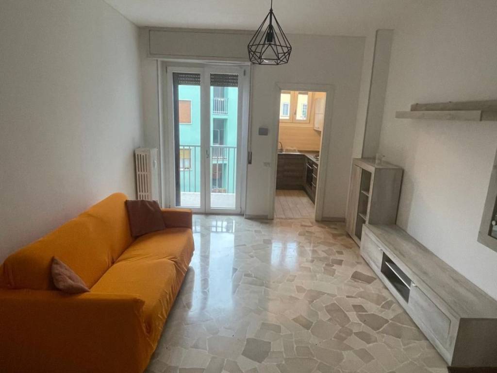 appartamento in affitto a Milano in zona Baggio